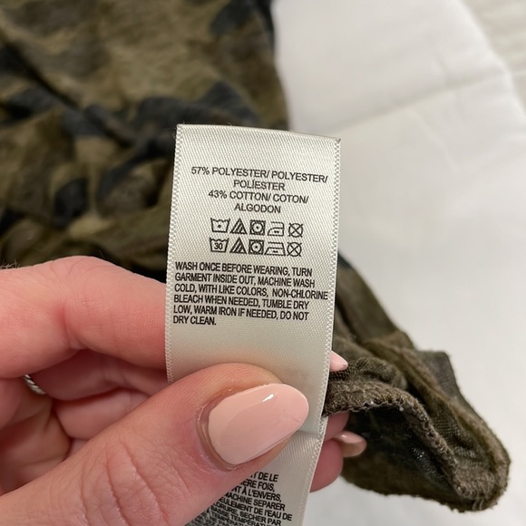 Nwot lucky brand camo tee - Picture 5 of 5